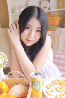 搂搂抱抱亲亲摸摸